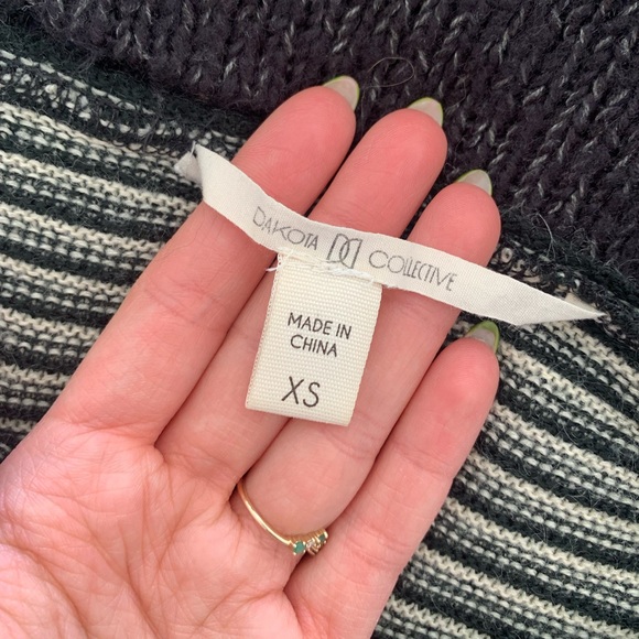 Fun stripy shirt! - Picture 5 of 5